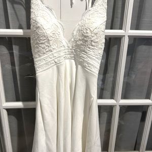 Juniors white fit and flare dress NWT size 1
